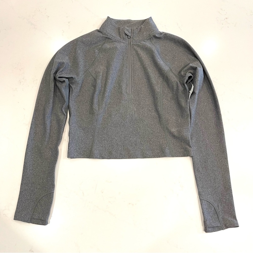 Old Navy Active Go Dry Long Sleeve Crop Top in Powersoft : Grey S